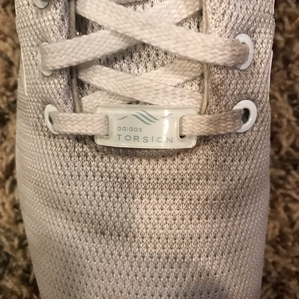Sneakers - Picture 2 of 5